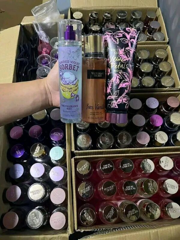 Victoria Secrets lotion/perfumes Pallets